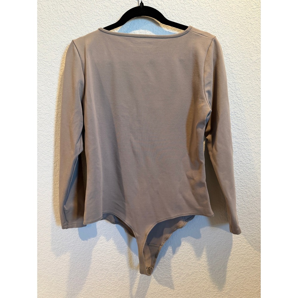 Abercrombie Fitch Soft A F Collection Long Sleeve Square Neck Bodysuit Taupe‎ XL - Picture 2 of 3
